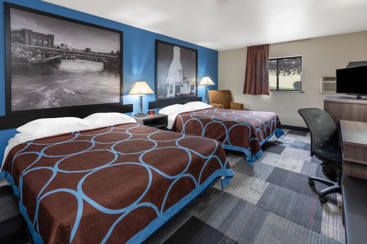 Super 8 By Wyndham Spokane Valley Dış mekan fotoğraf