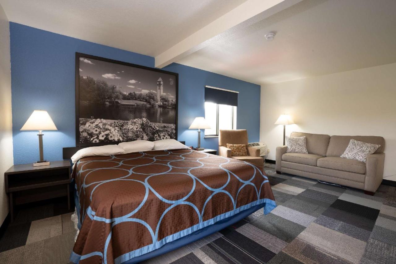 Super 8 By Wyndham Spokane Valley Dış mekan fotoğraf