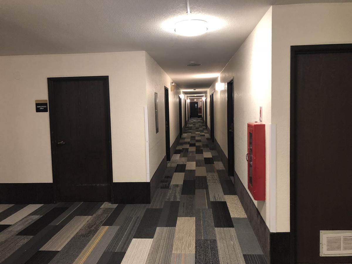 Super 8 By Wyndham Spokane Valley Dış mekan fotoğraf